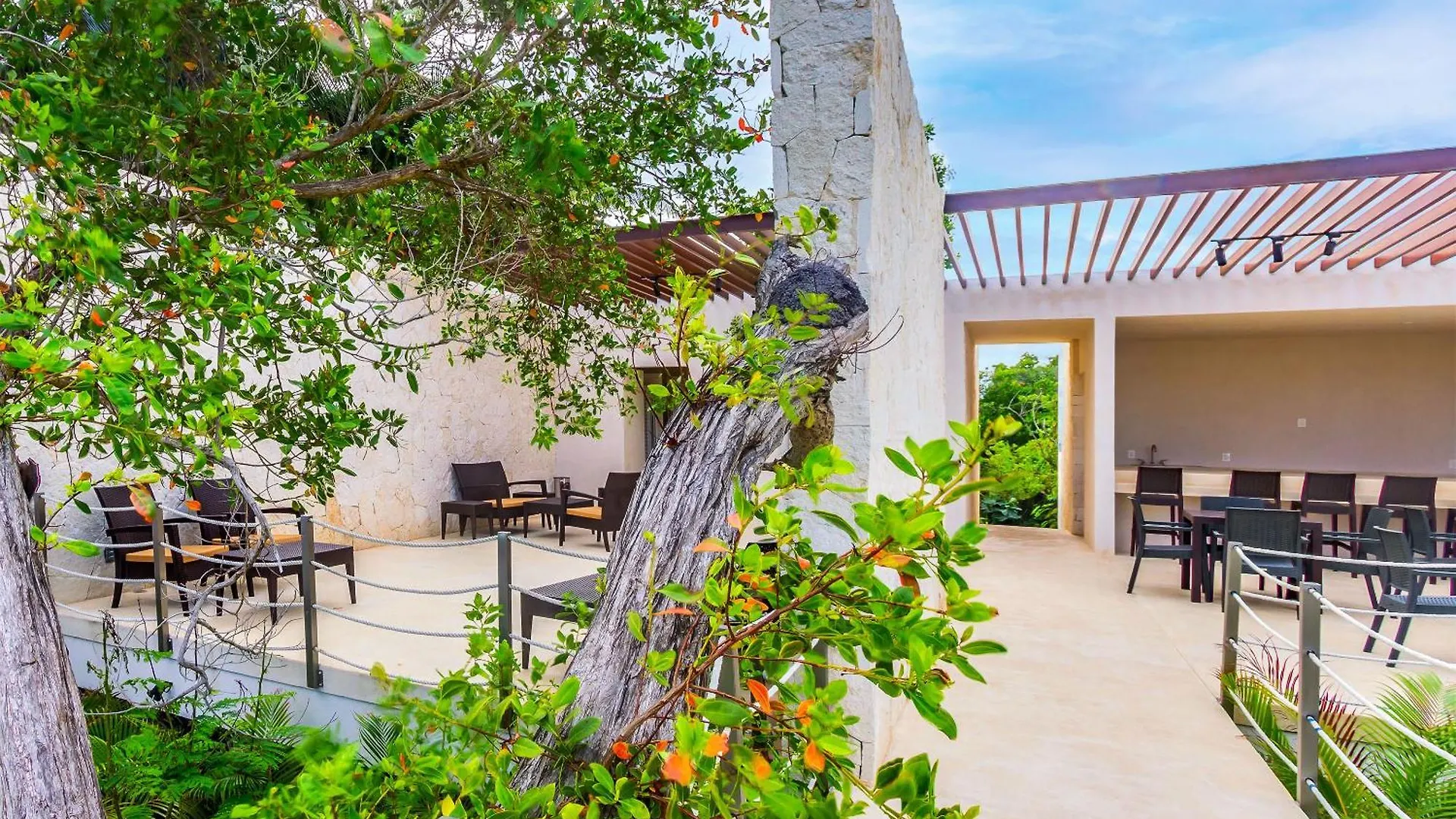 Santamar By Tao Beach Condos With Pool & Walk To Ocean Akumal Apartment