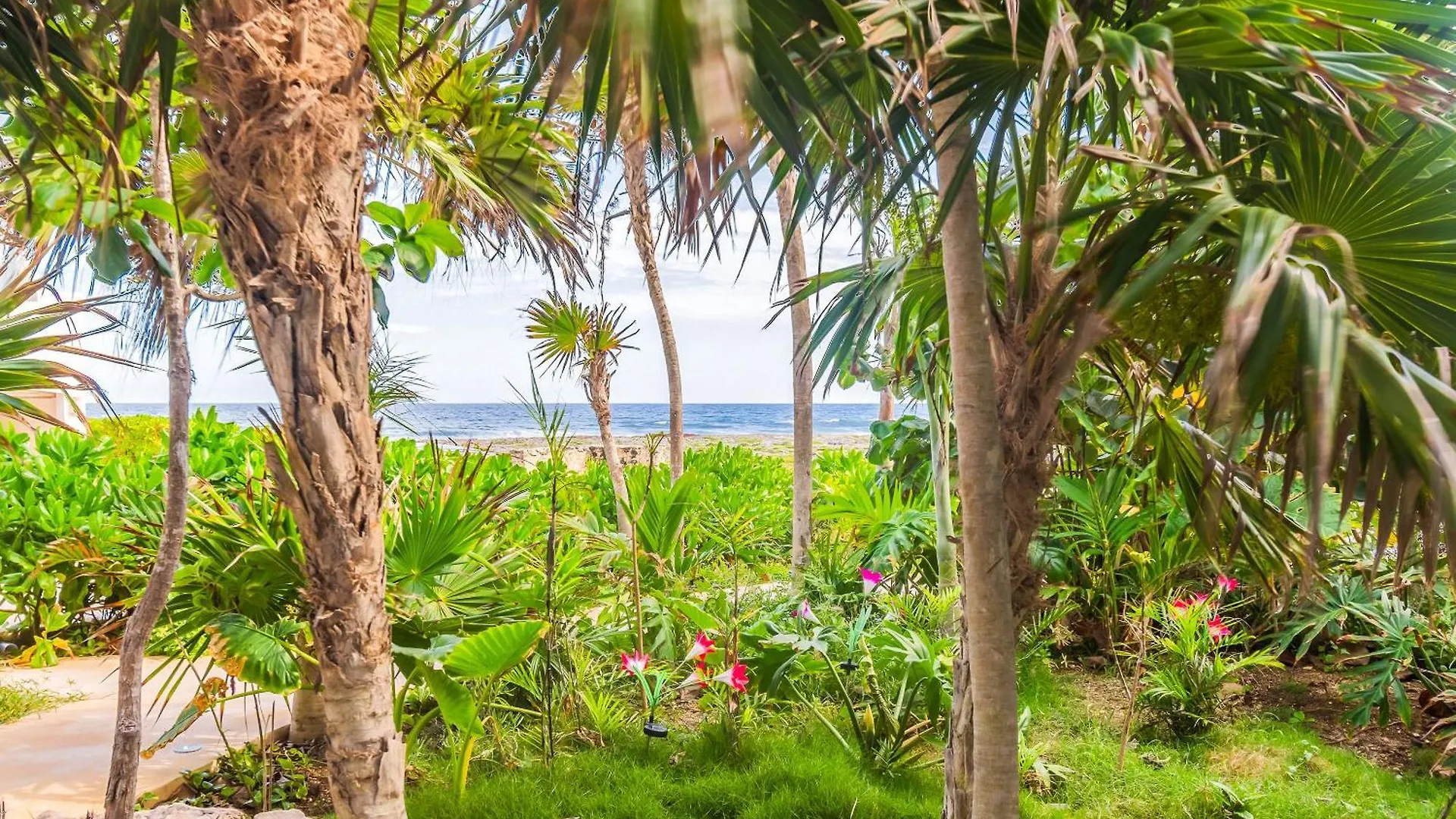 Santamar By Tao Beach Condos With Pool & Walk To Ocean Akumal