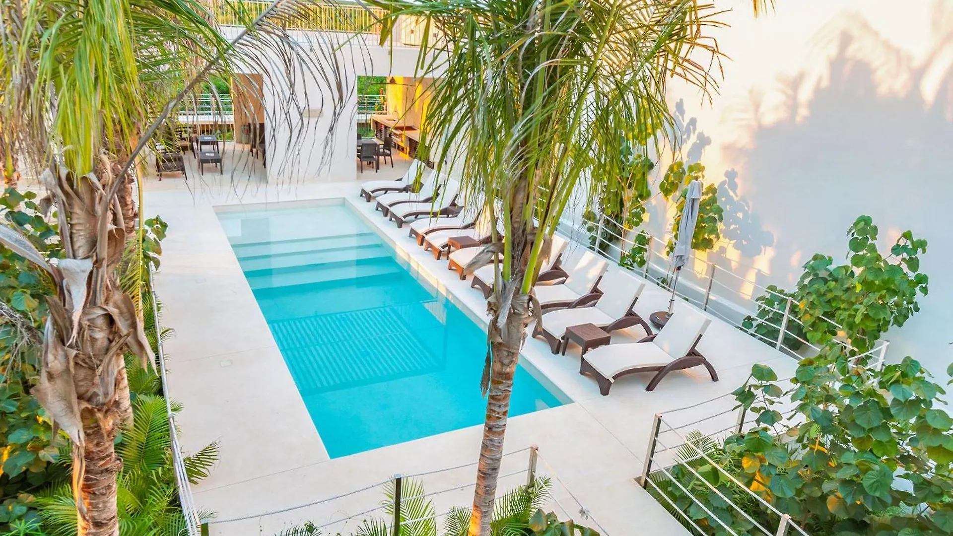 Santamar By Tao Beach Condos With Pool & Walk To Ocean アクマル アパート