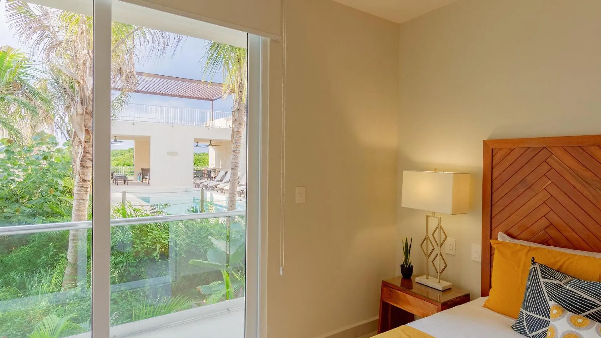 Santamar By Tao Beach Condos With Pool & Walk To Ocean Akumal